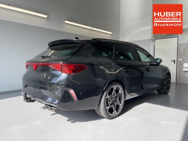 Cupra / Leon Sportstourer / Schwarz / / / 333PS DSG 4Drive Matrix+Navi+AHK+Alu19+Sitzheiz+IntelligentDrive