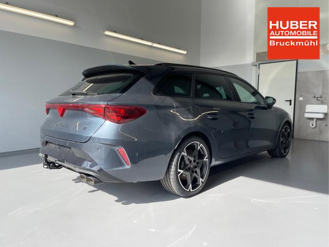 Cupra / Leon Sportstourer / Grau / / / 333PS DSG 4Drive Matrix+Navi+AHK+Alu19+Sitzheiz+IntelligentDrive