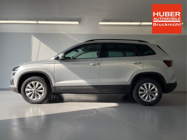 Skoda / Karoq / Silber / / / 150PS DSG AHK+Kamera+ACC+Kessy+Kamera+ParkPilot vo+hi+App