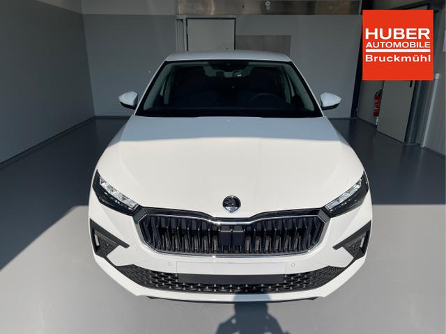 Skoda / Scala / Wei&szlig; / / / 115PS DSG GV5+AHK+Kamera+Kessy+PDC+Sitzheiz+Alu16+Climatronic