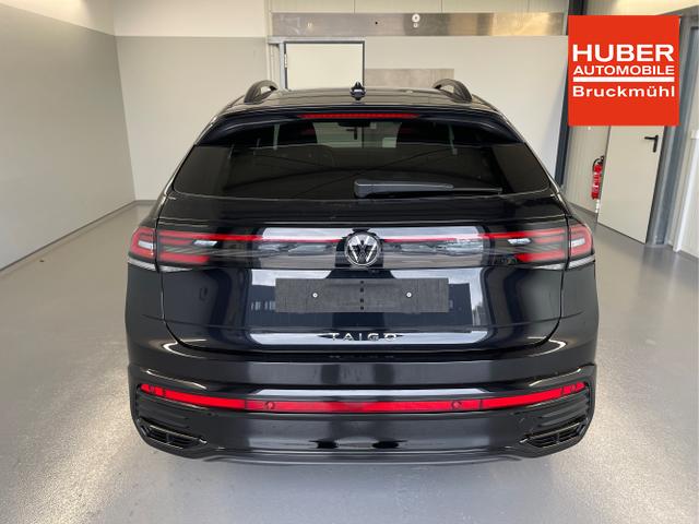 Volkswagen / Taigo / Schwarz / / / 150PS DSG Black Style+AHK