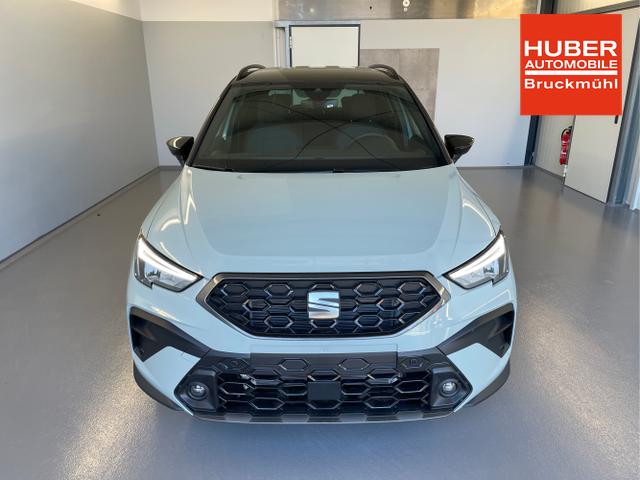 Seat / Arona / Gr&uuml;n / / / 150PS DSG Sound+Navi+Kessy+Kamera+Voll-LED+GV5+Alarm+Sitzheizung