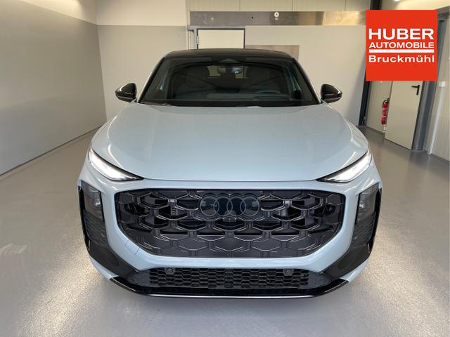 Audi / Q3 Sportback / Grau / / / TFSI 265 PS quattro S line Pano+TechPro+Matrix+AHK+HUD+Alu20+KlimaPlus+DCC+SONOS