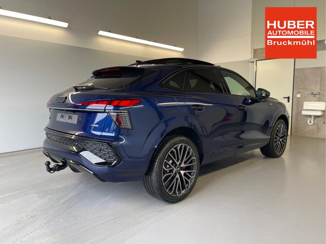 Audi / Q3 Sportback / Blau / / / TFSI 265 PS quattro S line Pano+TechPro+Matrix+AHK+HUD+Alu20+KlimaPlus+DCC+SONOS