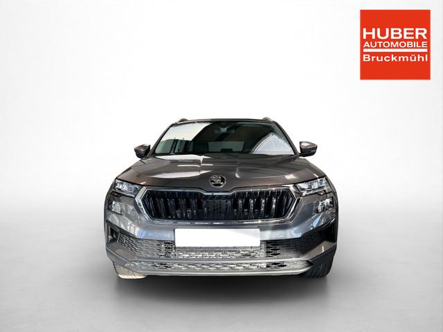 Skoda Karoq Selection Plus 1,5TSI DSG 110KW/150PS Panormadach, Lounge Sitze, AHK, Navi 