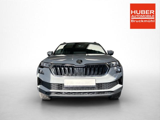 Skoda Karoq Selection Plus 1,5TSI DSG 110KW/150PS Panormadach, Lounge Sitze, AHK, Navi 