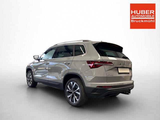 Skoda Karoq Selection Plus 1,5TSI DSG 110KW/150PS Panormadach, Lounge Sitze, AHK, Navi 