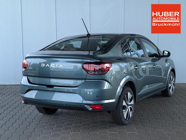 Dacia Logan EXPRESSION TCe 90 / NAVI Carplay LED Tempomat PDC *Frei Haus geliefert* 