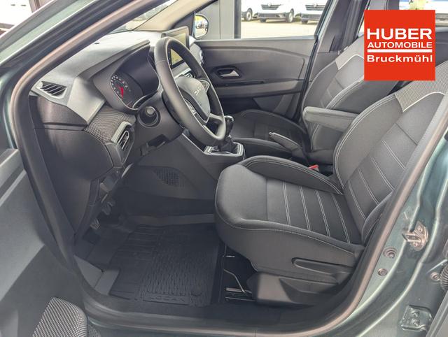 Dacia Logan EXPRESSION TCe 90 / NAVI Carplay LED Tempomat PDC *Frei Haus geliefert* 