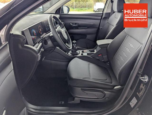 Hyundai TUCSON E-Motion 1.6 T-GDI 2WD / Panoramadach Sitz + Lenkradheizung LED Navi PDC V&H Kamera Alu 18" 