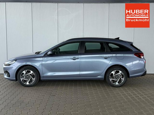 Hyundai i30 Kombi Smart 1.5 GDI / Navi PDC V.&H + Kamera LED Tempomat Alu 16" 