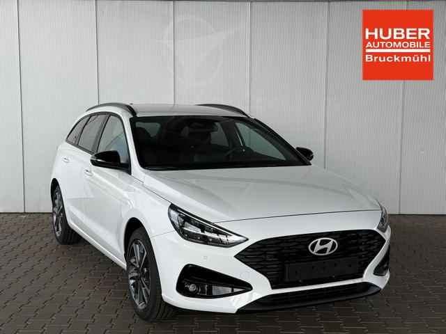 Hyundai i30 Kombi Comfort 1.5 DPI / Sitz + Lenkradheizung LED Navi Tempomat PDC V.&H Kamera Alu 17" 