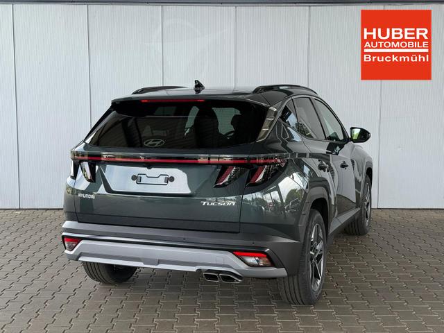Hyundai TUCSON E-Motion 1.6 T-GDI 2WD 48V DCT / Panoramadach ACC Sitz + Lenkradheizung LED Navi PDC V&H Kamera Alu 18" 