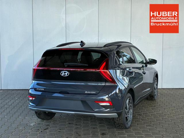 Hyundai BAYON Premium 1.2 MPI / Navi Sitz + Lenkradheizung Rückfahrkamera Tempomat Klimaautomatik Alu 16" 