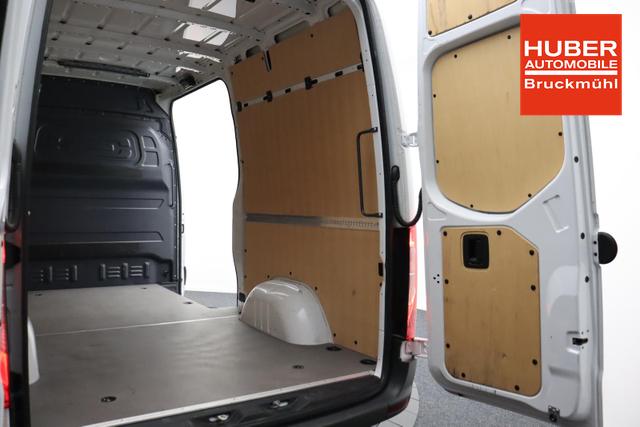 Mercedes-Benz 317 CDI Sprinter Standard HA 9G-TRONIC PRO L2H2 