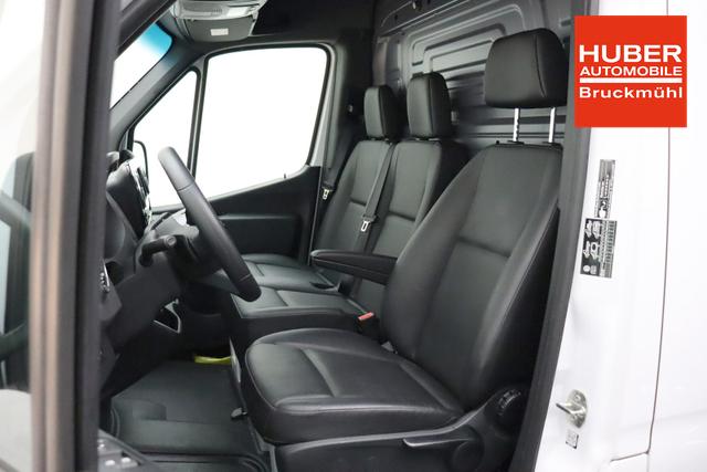 Mercedes-Benz 317 CDI Sprinter Standard HA 9G-TRONIC PRO L2H2 