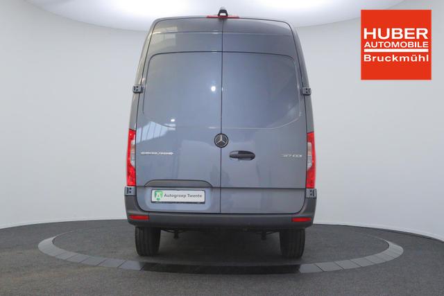 Mercedes-Benz 317 CDI Sprinter Standard HA 9G-TRONIC PRO L2H2 