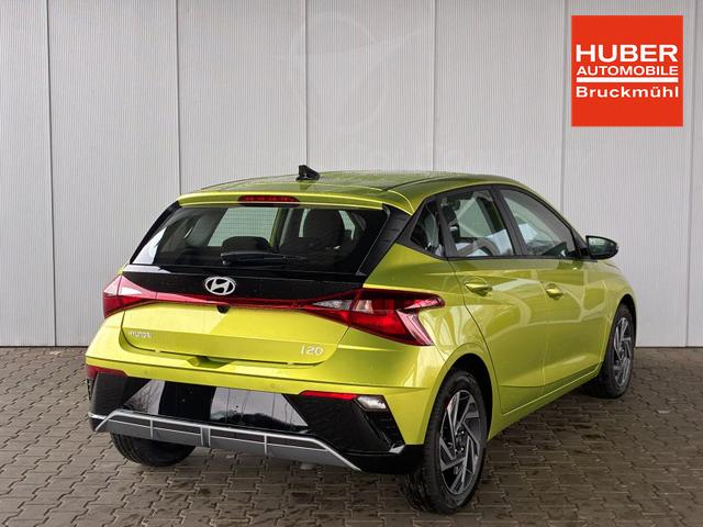 Hyundai i20 Comfort+ 1.0 T-GDI 6MT / Navi PDC m. Kamera Alu 16" 