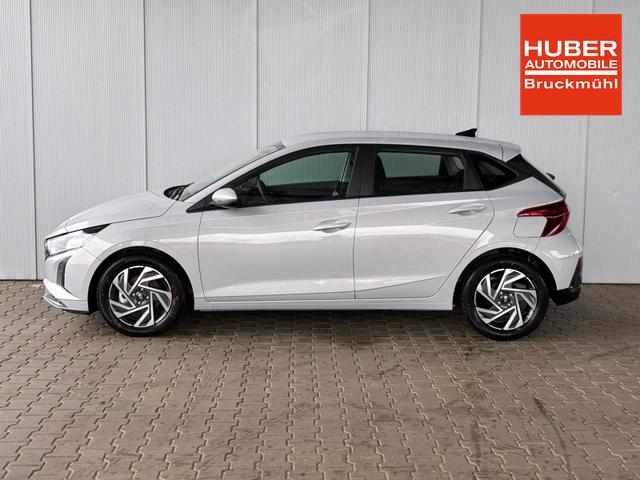 Hyundai i20 Comfort+ 1.0 T-GDI 6MT / Navi PDC m. Kamera Alu 16" 