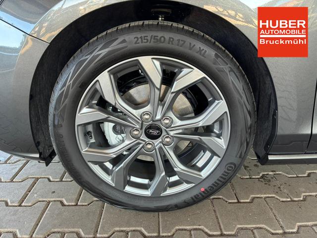 Ford Focus Turnier ST Line X 1.0 7AT / Winterpaket PDC V&H + Kamera LED Kurvenlicht Alu 17" 
