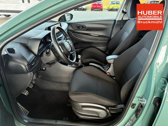Hyundai BAYON Comfort 1.2 GDI 79 PS 5MT / LED Tempomat Navi R&uuml;ckfahrkamera Alu 16" 