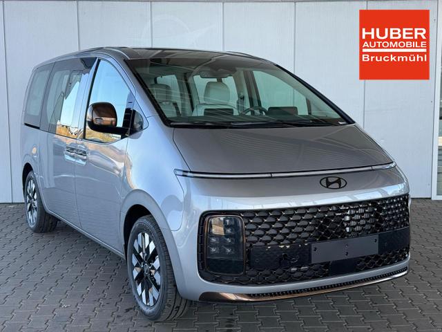 Hyundai Staria Luxury 1.6 T-GDi HEV 2WD 7-Sitzer / ACC 360&deg; Kam. Pano 4x Shz Elek. Klappe + Schiebet&uuml;r 