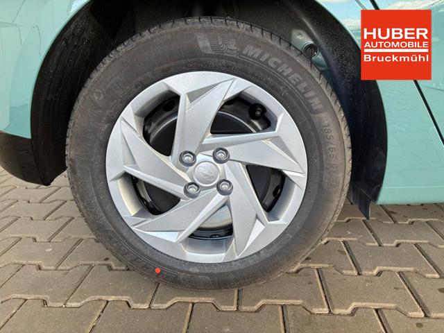 Hyundai i20 Comfort 1.0 T-GDi 7DCT / Navi Tempomat Sitz + Lenkradheizung PDC Hinten mit Kamera 