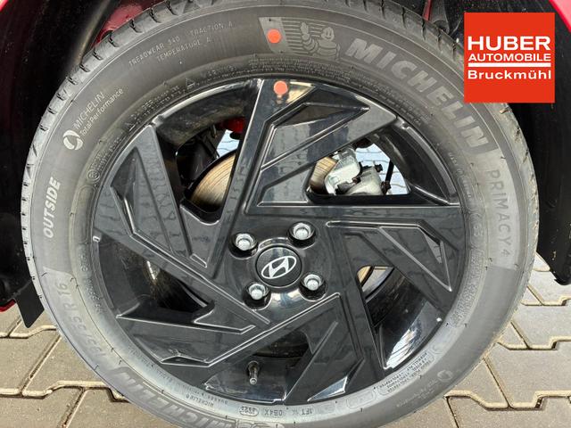 Hyundai i20 1.0 T-GDi 6 MT Go Plus Blackline / LED Sitz & Lenkr.Heiz./ PDC m.Kamera Navi Alu16 