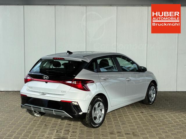 Hyundai i20 Comfort 1.0 T-GDi 7DCT / Navi Tempomat Sitz + Lenkradheizung PDC Hinten mit Kamera 