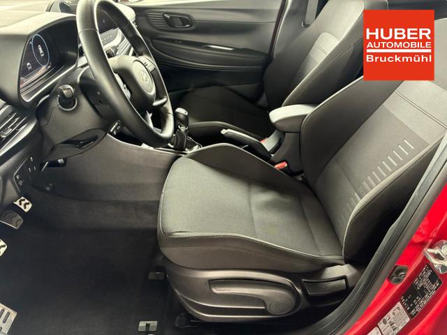 Hyundai BAYON Comfort 1.2 GDI 79 PS 5MT / LED Tempomat Navi R&uuml;ckfahrkamera Alu 16" 