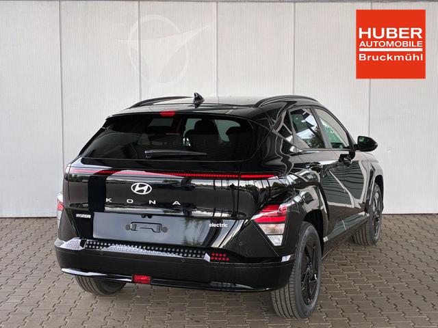 Hyundai KONA Elektro Comfort Plus 64,8kWh MY26 / ACC PDC V.+H. m. Kamera Keyless Sitz & Lenkr.Heiz./ LED Navi 
