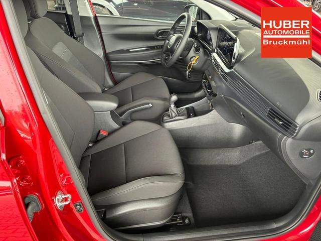 Hyundai BAYON Comfort Plus 1.2 MPI / Navi PDC m. Kamera Klimaautom./ LED Sitz & Lenkr.Heiz/ Alu16 