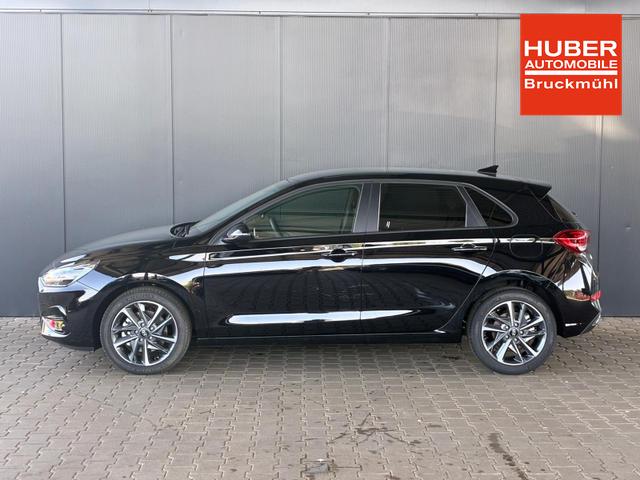 Hyundai i30 Comfort Plus 1.0 T-GDI Navi / PDC V+H mit Kamera Shz Vorne LED Alu 17'' 