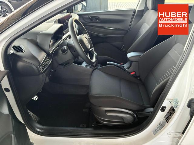 Hyundai BAYON Comfort Plus 1.2 MPI / Navi PDC m. Kamera Klimaautom./ LED Sitz & Lenkr.Heiz/ Alu16 