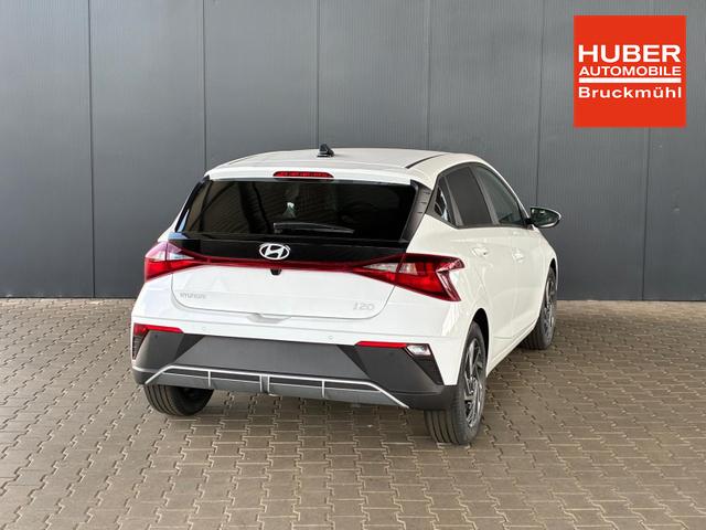 Hyundai i20 Pure 1.2 MPI / Navi PDC Hinten + Kamera Abgedunkelte Scheiben Tempomat Alu 16" 