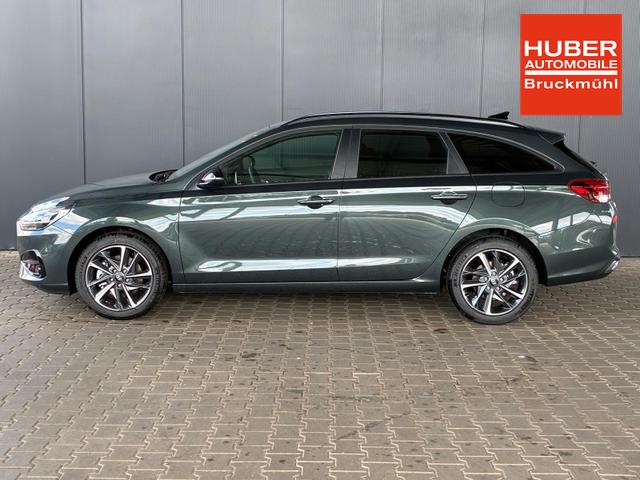 Hyundai i30 Kombi Comfort Plus 1.0 TGDI DCT / Navi Sitz + Lenkradheizung PDC V&H Kamera LED Alu 17" 