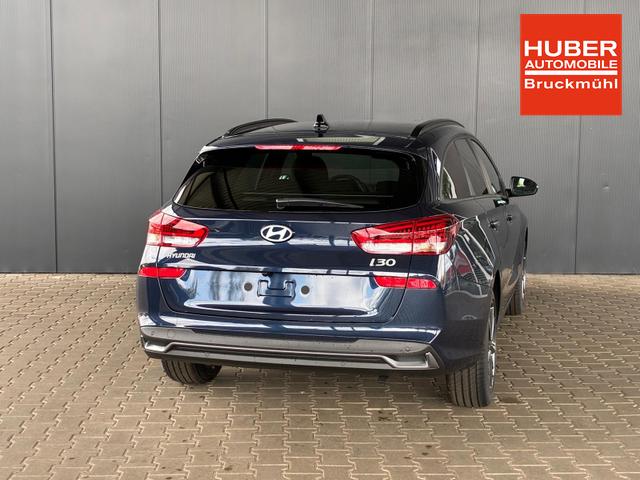 Hyundai i30 Kombi Comfort Plus 1.0 TGDI DCT / Navi Sitz + Lenkradheizung PDC V&H Kamera LED Alu 17" 