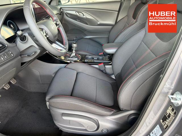 Hyundai i30 Kombi N-Line 1.5 T-GDI 48V / Navi PDC V&H + Kamera Sitz Lenkradheizung LED Alu 18" 
