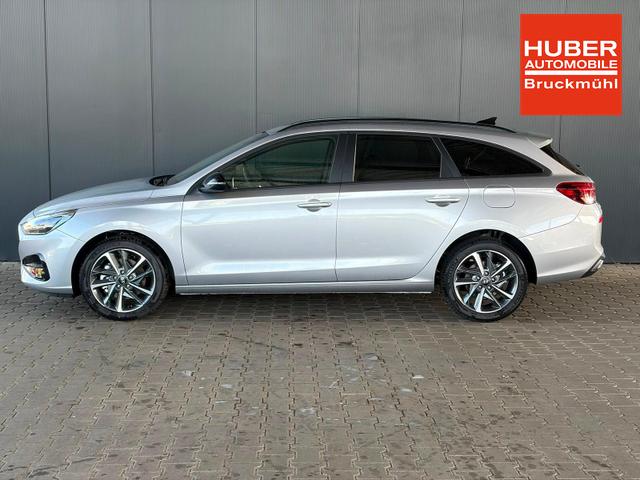 Hyundai i30 Kombi Comfort Plus 1.0 TGDI DCT Navi / Adaptiver Tempomat/ Totwinkel Assistent/ Alu 17" 
