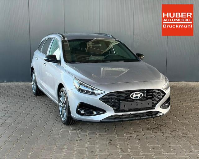 Hyundai i30 Kombi Comfort Plus 1.0 TGDI DCT Navi / Adaptiver Tempomat/ Totwinkel Assistent/ Alu 17" 