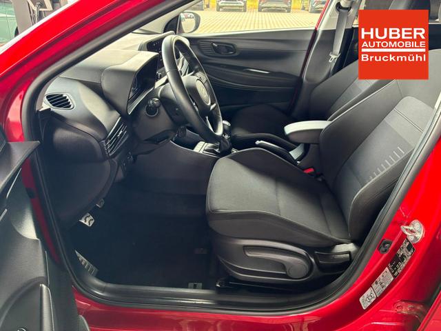 Hyundai BAYON Comfort 1.2 GDI 79 PS 5MT / LED Tempomat Navi R&uuml;ckfahrkamera Alu 16" 