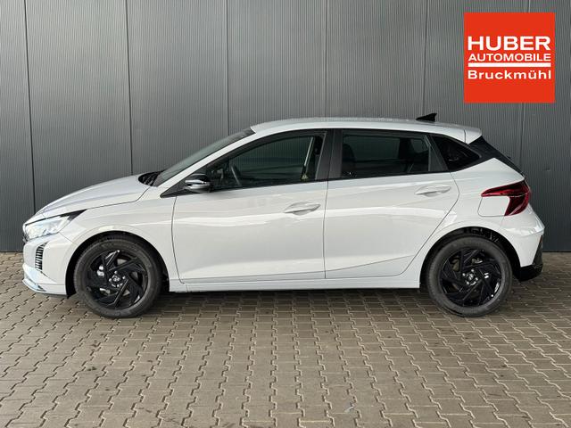 Hyundai i20 Go Plus! 1.0 T-GDI 90PS 7-DCT / Navi Spurhalteassistent /Tempomat Kamera Sitz + Lenkradheizung Alu 16'' 