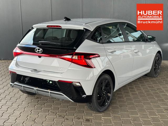 Hyundai i20 Go Plus! 1.0 T-GDI 90PS 7-DCT / Navi Spurhalteassistent /Tempomat Kamera Sitz + Lenkradheizung Alu 16'' 