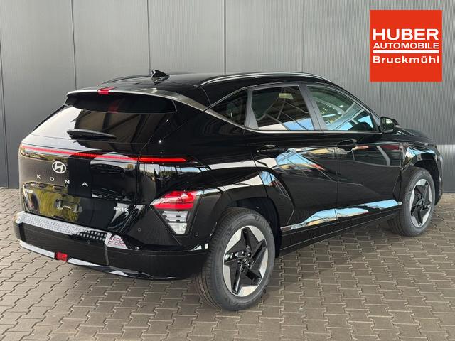 Hyundai KONA EV Comfort 64,8 kWh / 360 Grad Totwinkel Sitz + Lenkradheizung LED Alu 18'' 