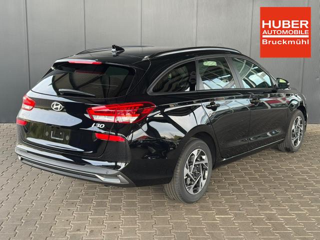 Hyundai i30 Kombi Comfort Line 1.6 T-GDI 2WD 7-DCT AT / Tempomat Kamera PDC vorne + hinten Sitz Lenkradheizung LED Alu 16'' 