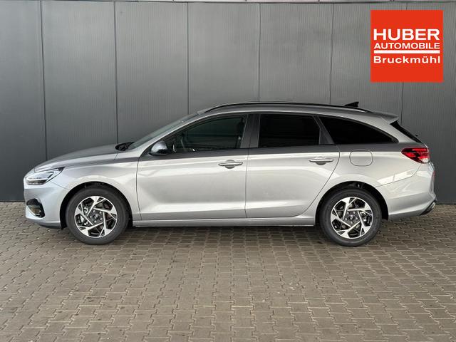 Hyundai i30 Kombi Comfort Line 1.6 T-GDI 2WD 7-DCT AT / Tempomat Kamera PDC vorne + hinten Sitz Lenkradheizung LED Alu 16'' 
