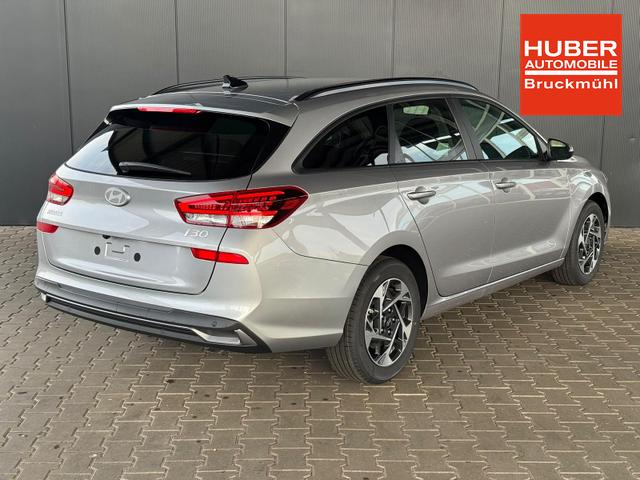 Hyundai i30 Kombi Comfort Line 1.6 T-GDI 2WD 7-DCT AT / Tempomat Kamera PDC vorne + hinten Sitz Lenkradheizung LED Alu 16'' 