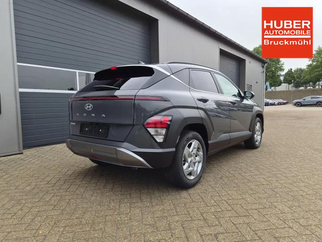 Hyundai KONA Trend 1.6 T-GDI 150PS Automatik Voll-LED-Scheinw. Sitzheizung Lenkradheizung ACC Klimaautomatik Navi Touchscreen DAB+ Apple CarPlay + Android Auto PDC v+h R&uuml;ckf.Kamera 2xKeyless 17-LM 