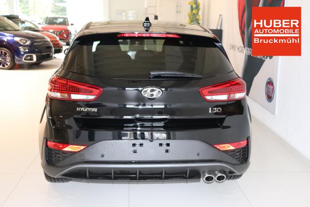 Hyundai i30 N Line 1.5 TGDi 117 kW (160 PS) Navigationssystem, DAB, Bluetooth, Android Auto, Apple CarPlay, 2-Zonen-Klimaautomatik, Rückfahrkamera, Sitzheizung, Lenkradheizung, 18" Leichtmetallfelgen, uvm. 