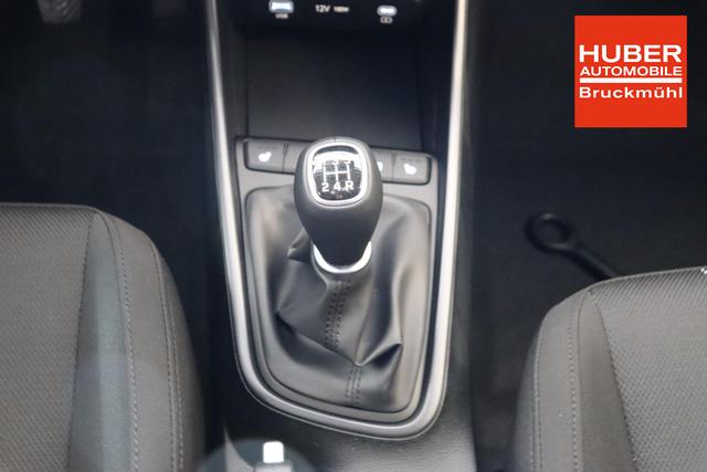 Hyundai i20 (BC3) GO 1.2 MPI b5bg1 MY2025 Dragon Red, Beispielbilder, ggf. teilweise mit Sonderausstattung